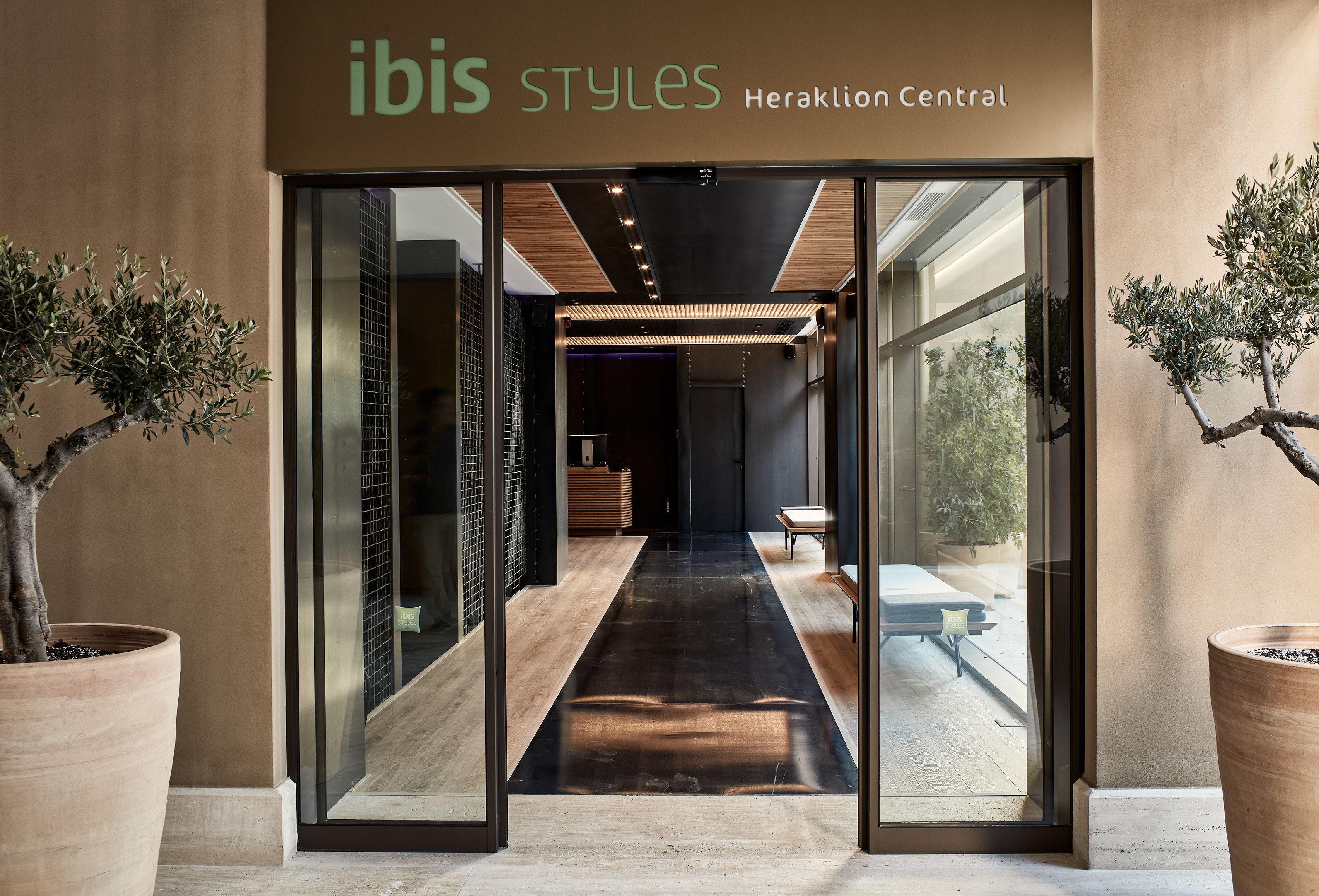 Ibis Styles Heraklion Central Extérieur photo